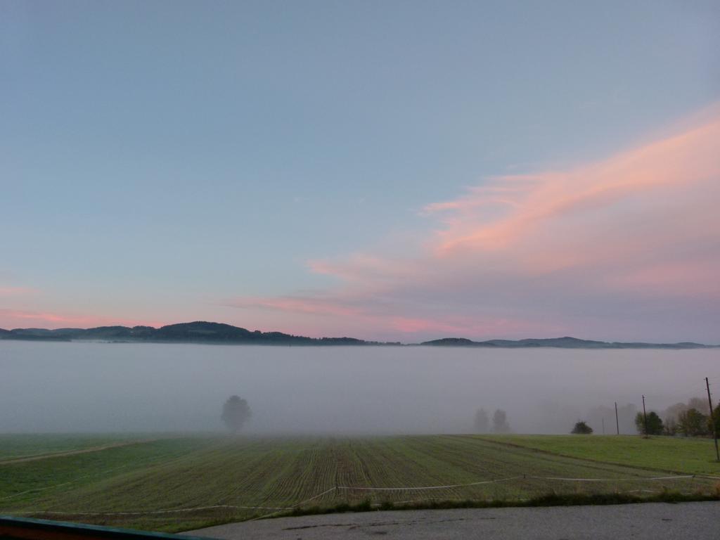 Landhotel Sonnenhof Motorradkrauk Ulrichsberg Buitenkant foto